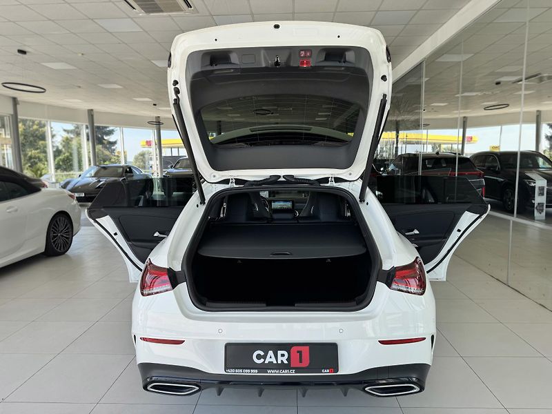 Mercedes-Benz CLA 200 Aut 120kW*AMG*MAX.VÝB*360K - fotka 32 z 36