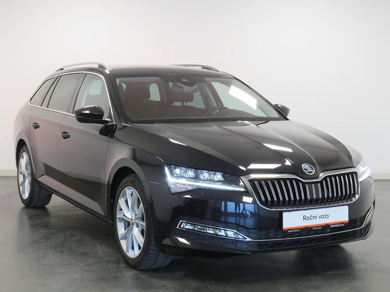 Škoda Superb - fotka 7 z 25
