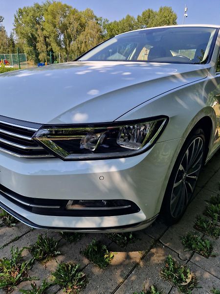 Volkswagen Passat (2016) B8 2.0TDi Highline 140kW - fotka 8 z 19