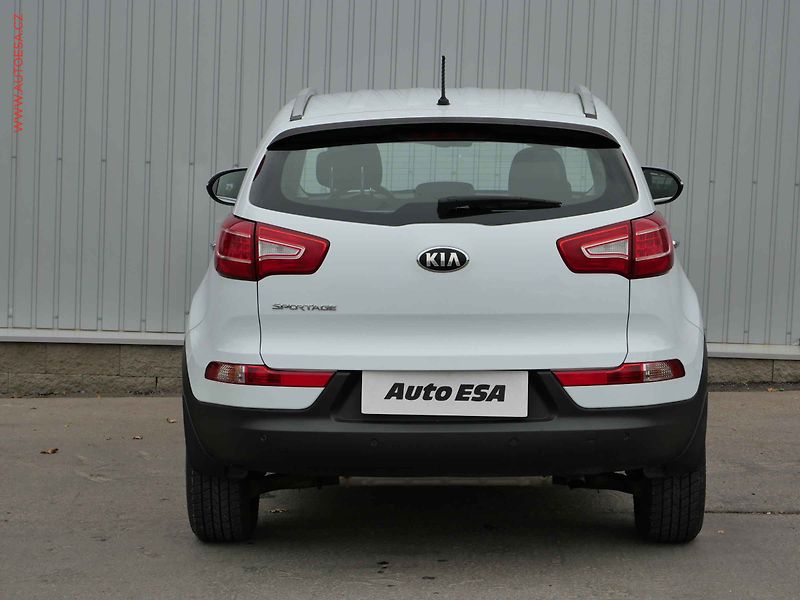 Kia Sportage (2013) 1.6 GDi, ČR - fotka 5 z 21