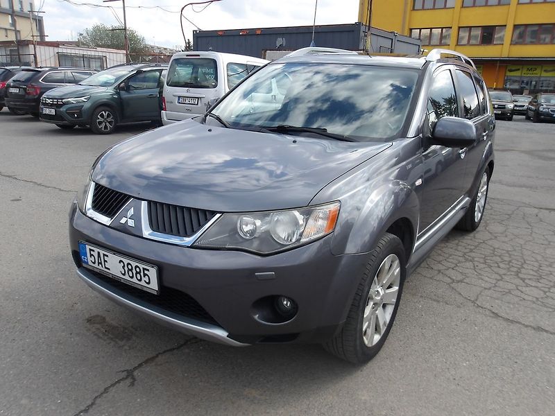 Mitsubishi Outlander 2,3i LPG+BENZIN  AUTOMAT !!! - fotka 4 z 31