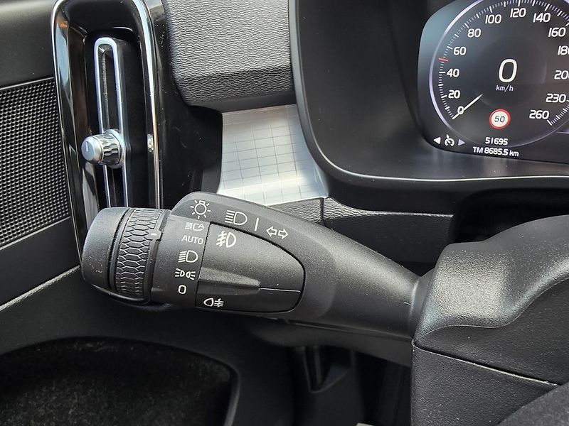 Volvo XC40 - fotka 20 z 36