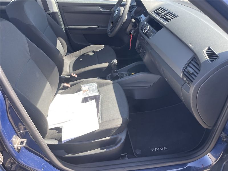 Škoda Fabia 1,0 MPi 44kw Klima Euro6 bez k - fotka 13 z 33