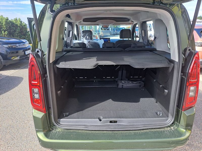 Opel Combo (2026) L1Edition Plus 110k benzin MT6 - fotka 14 z 24