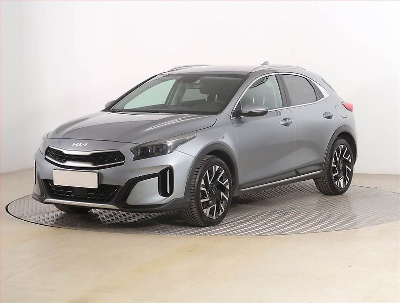 Kia XCeed (2023) Gold 1.5 T-GDI - fotka 2 z 20