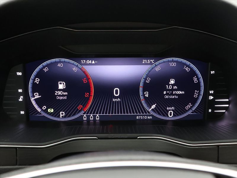 Škoda Superb 2,0 TDI 147kW DSG CZ Style DPH - fotka 19 z 36