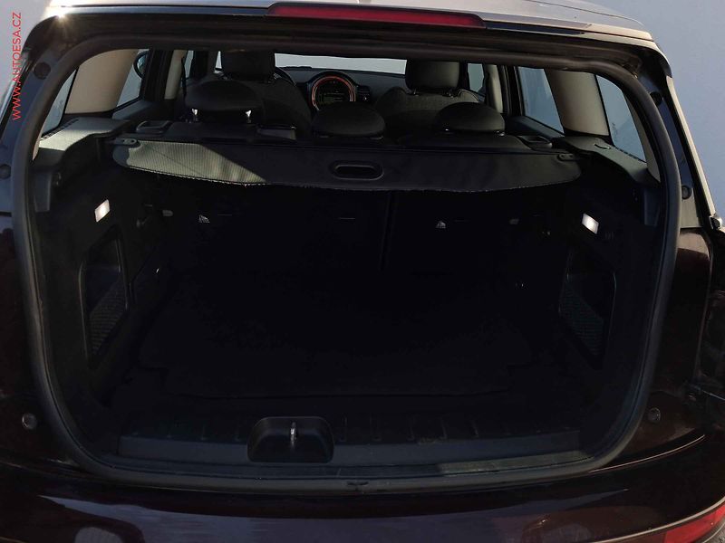 Mini Clubman (2016) 1.5i, AC, navi, park.asist - fotka 7 z 18