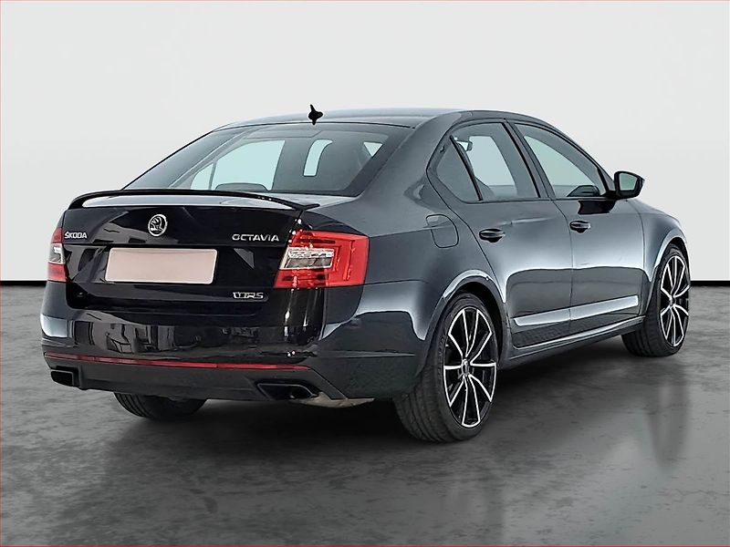Škoda Octavia (2016) RS 230 2.0 TSI, Navi - fotka 5 z 21
