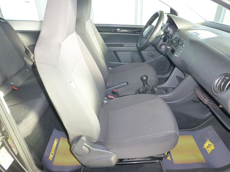 Seat Mii (2013) 1,0-44KW**KLIMATIZACE** - fotka 15 z 19