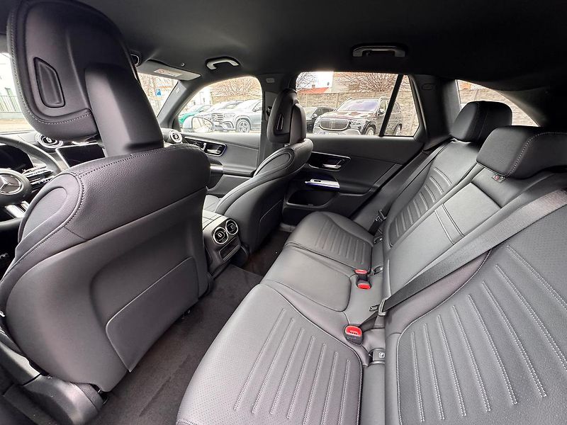 Mercedes-Benz GLC (2026) 220 d 4MATIC - fotka 12 z 24