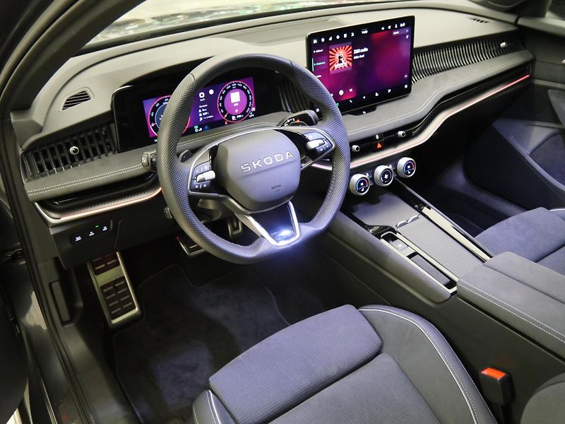 Škoda Superb - fotka 5 z 28