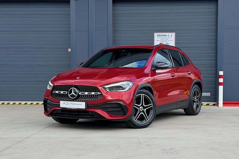 Mercedes-Benz GLA (2021) GLA 220d 4Matic AMG Line - fotka 3 z 121