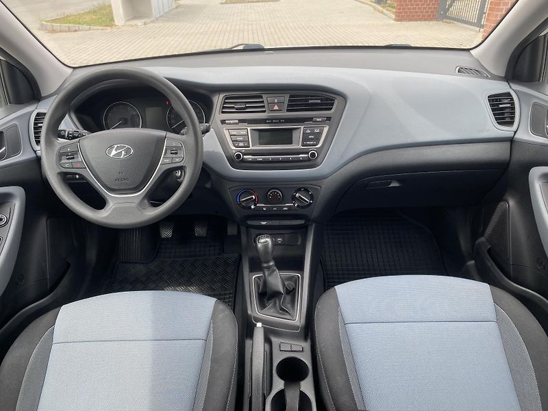 Hyundai i20 1.2i SELECT,NAJ.76TIS.KM!! - fotka 25 z 32