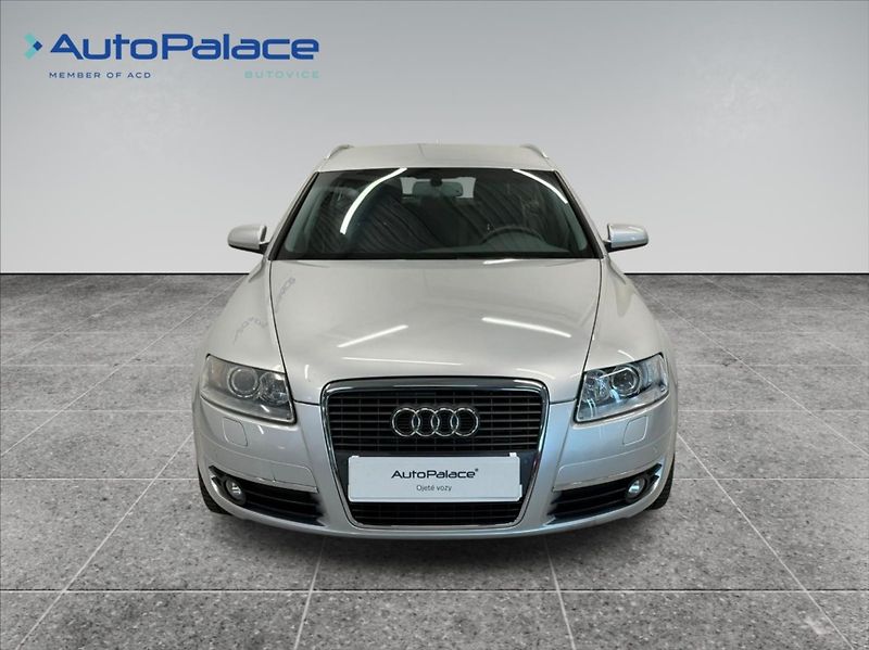 Audi A6 Avant 2,8 i V6 AUT PRAVIDELNÝ - fotka 2 z 17