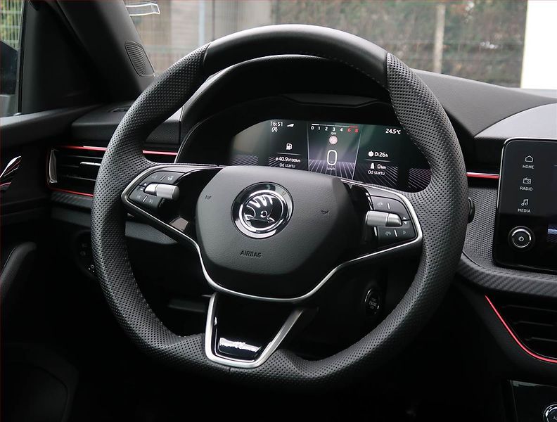 Škoda Scala (2024) Monte Carlo 1.0 TSI - fotka 16 z 19