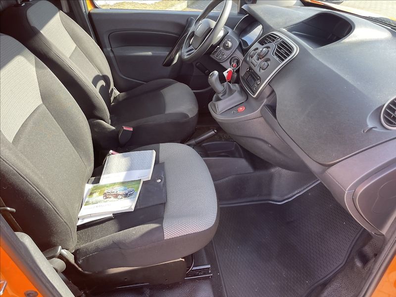 Renault Kangoo 1,5 DCi 55kw CZ DPH 1maj. 12x - fotka 13 z 32