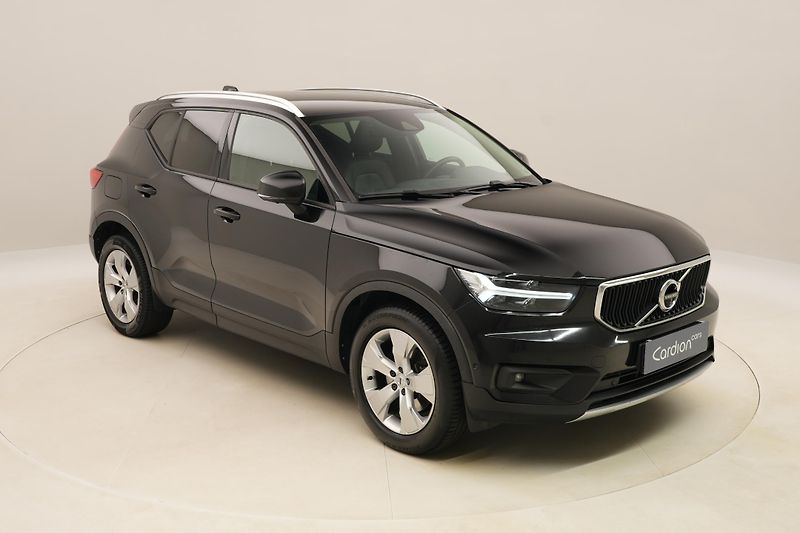 Volvo XC40 T5 AWD MOMENTUM AUT - fotka 16 z 45