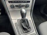 Volkswagen Golf (2015) VII 2.0TDi 110kW! Xenony! - náhled 15