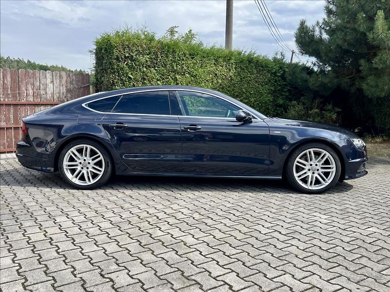 Audi A7 3,0 TDi S-line QUATTRO / LED - fotka 7 z 54