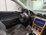 Volkswagen Passat 2,0   TDI 103KW BEZ KOROZE TOP - náhled 21