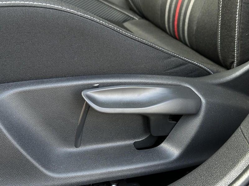 Škoda Fabia 1.0TSi DSG Monte Carlo 116PS B - fotka 15 z 43