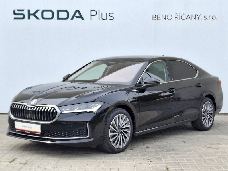Škoda Superb (2025) iV L&K DSG 1,5TSi 150kW - fotografie inzerátu