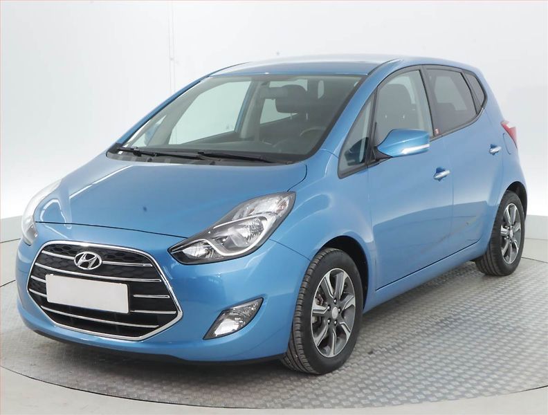 Hyundai ix20 (2017) 1.6 CVVT, Automat, Tempomat - fotka 2 z 15