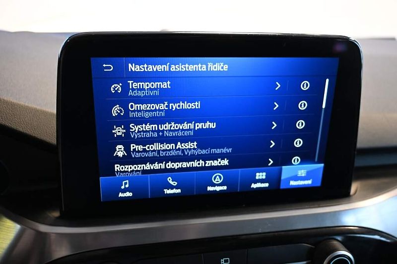 Ford Kuga (2021) 2.5 ACC TITANIUM Tažné Kamera - fotka 16 z 33