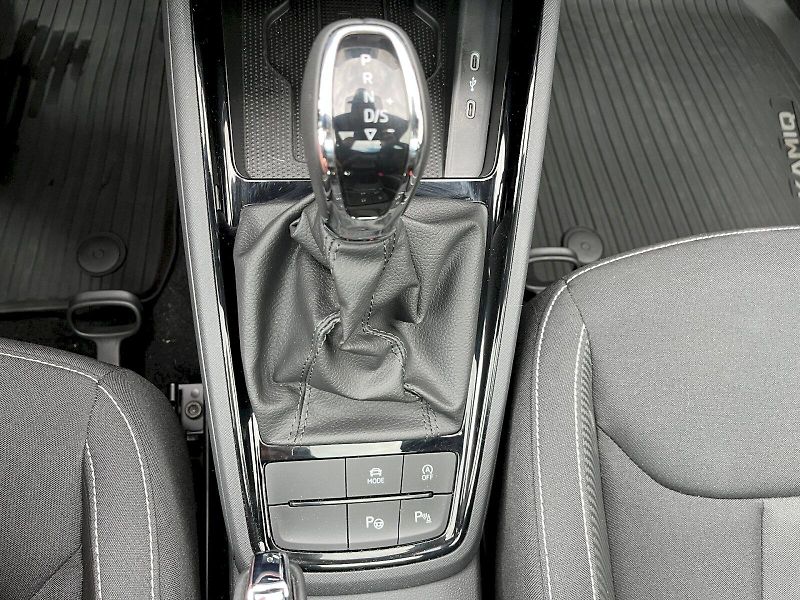 Škoda Kamiq (2025) 1.0 TSI 85kW Monte Carlo - fotka 19 z 29