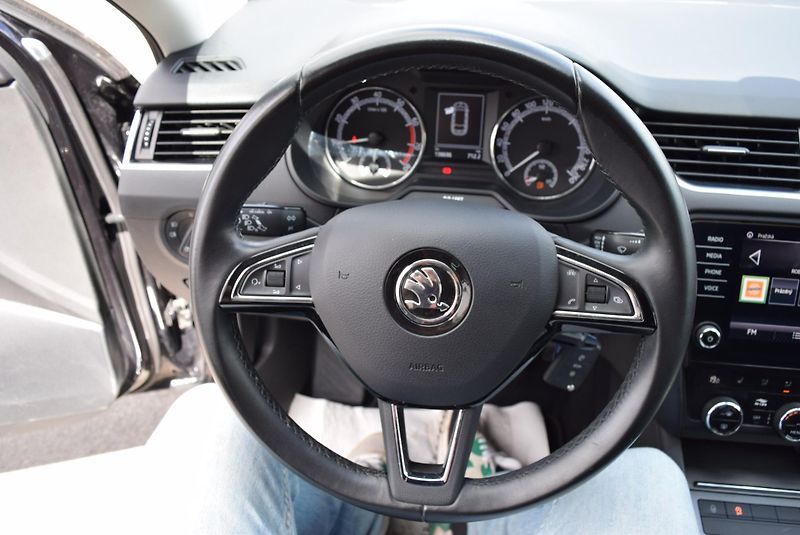 Škoda Octavia (2018) 1.5TSI 110kw CLEVER LED TAŽNÉ - fotka 28 z 45