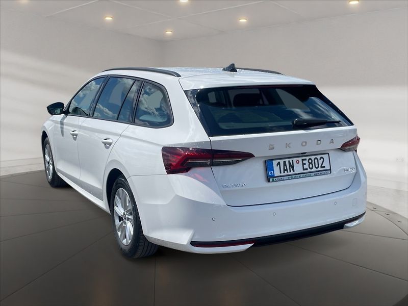 Škoda Octavia 1,5 T 85 Selection DSG - fotka 4 z 11