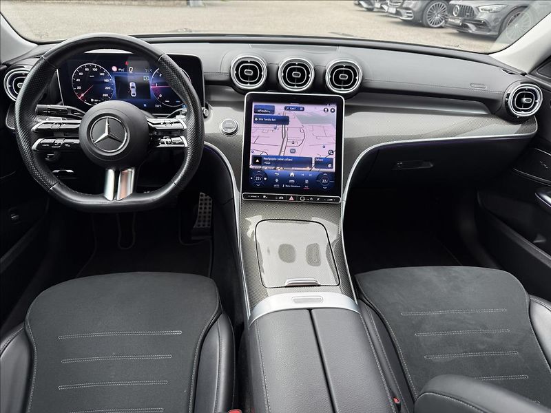 Mercedes-Benz Třídy C C 220d 4MATIC AMG linie - fotka 9 z 13