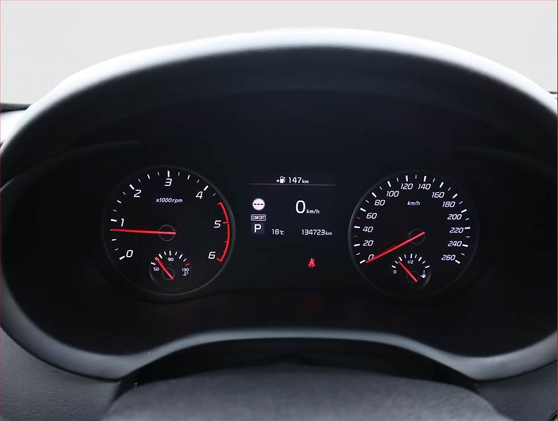 Kia Stinger (2018) 2.2 CRDi - fotka 11 z 23