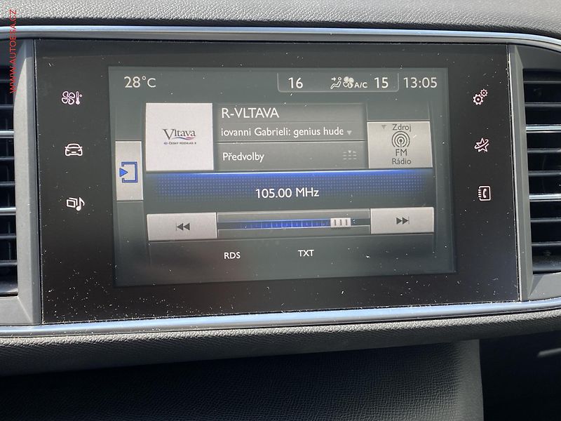 Peugeot 308 (2016) 2.0 HDi, Allure, LED, panor - fotka 16 z 19