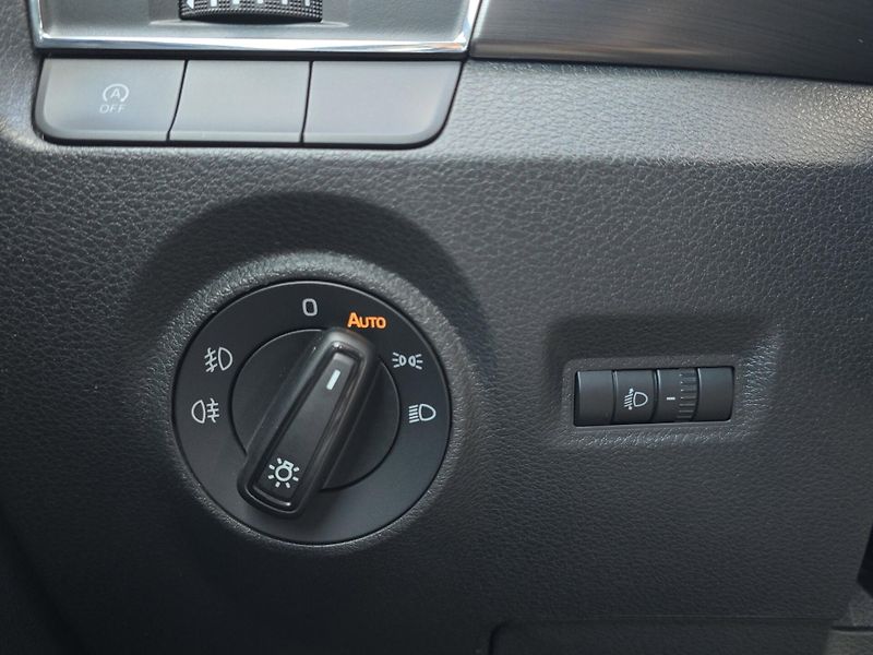 Škoda Fabia (2018) Style 1.0 TSi 81kw, serv. knih - fotka 15 z 23