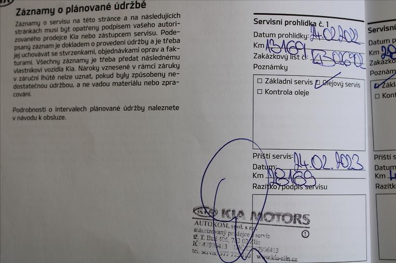 Kia Sportage 1,6 T-GDI  1MAJ,ZÁRUKA,A/T,4X4 - fotka 35 z 37