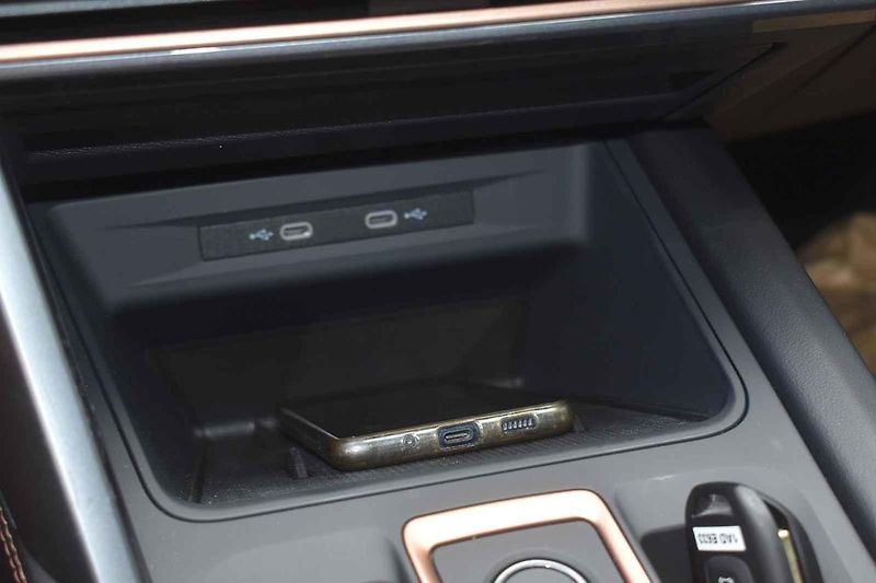 Cupra Formentor má po modernizaci docela výrazně změněnou příď
