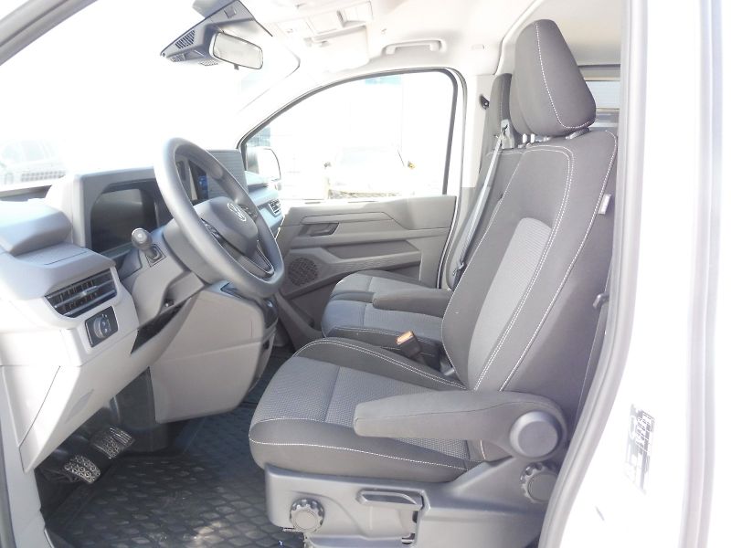 Volkswagen Caravelle (2026) DR 2,0 TDI 110kW - fotka 7 z 29