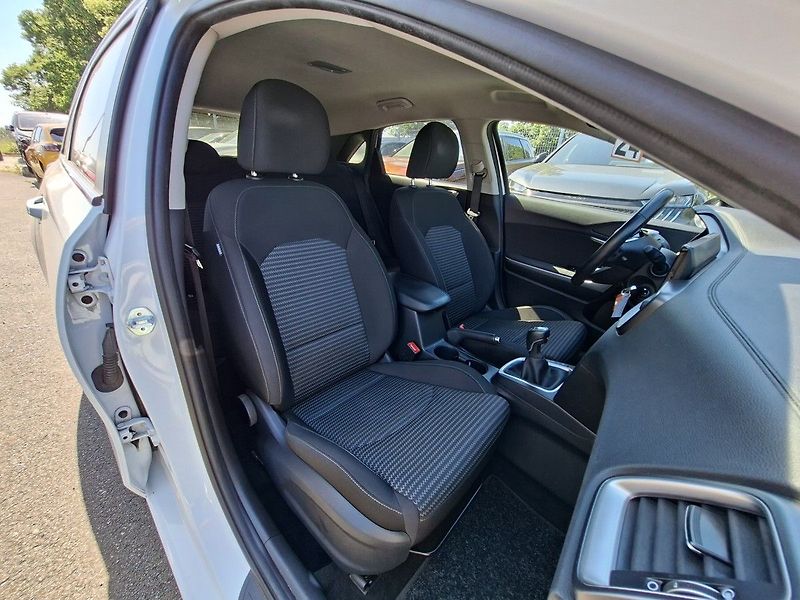Kia Ceed 1,6 CRDI 136K M6 1.MAJ! - fotka 15 z 23