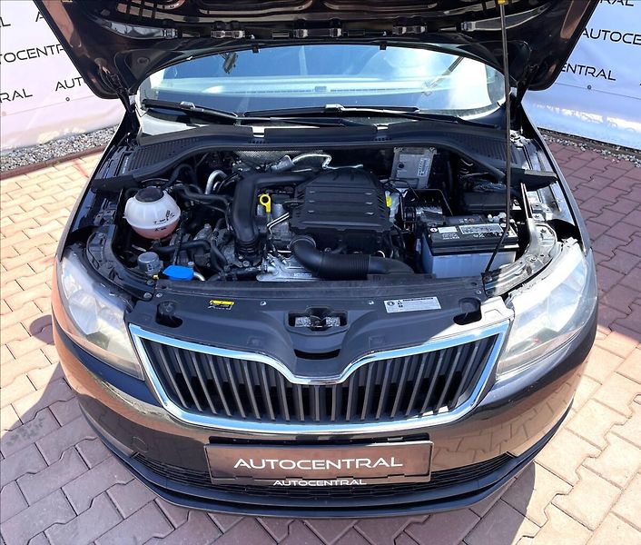 Škoda Rapid 1,0 TSi,serv.hist.,DPH,STK 3/2 - fotka 9 z 26