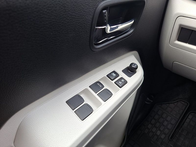 Suzuki Ignis ELEGANCE 1,2i 90k M5 - fotka 24 z 24