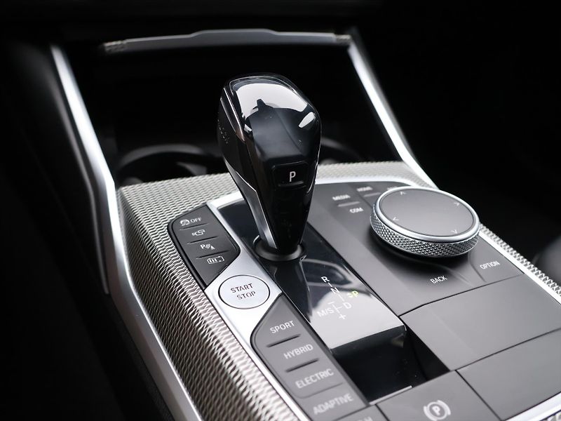 BMW Řada 3 2,0 330e xDrive M-Paket Laser - fotka 29 z 40