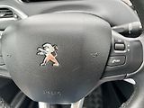 Peugeot 2008 1.2i KAMERA PŮVOD ČR 1.MAJ. - náhled 18