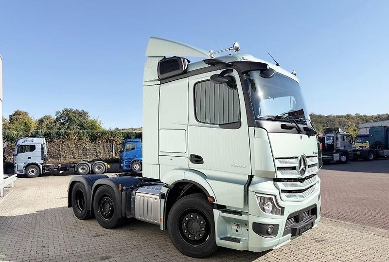 Mercedes-Benz Actros (2026) 2553 6x2/4 tahač EURO 6 - fotka 3 z 21