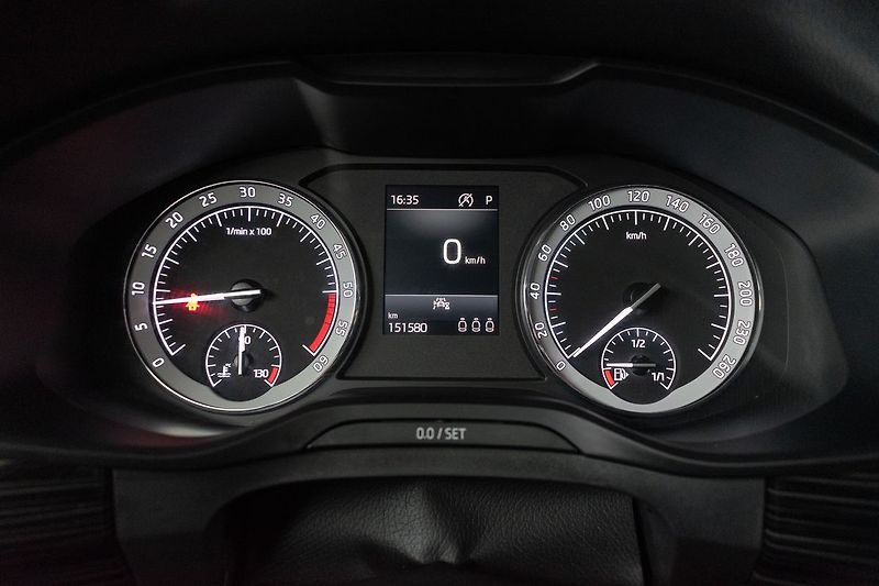 Škoda Kodiaq 2.0 TDI 4x4*STYLE*TAŽNÉ*ČR 1.M - fotka 26 z 49