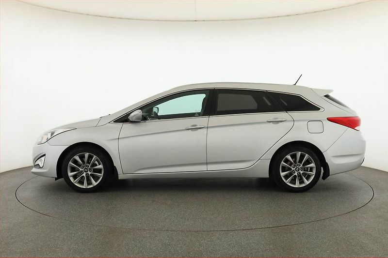 Hyundai i40 (2014) 1.7 CRDi, Serv.kniha, Tempomat - fotka 3 z 18