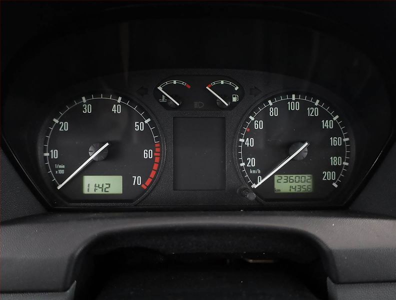 Škoda Fabia (2001) 1.4, po STK, jezdí skvěle - fotka 8 z 12