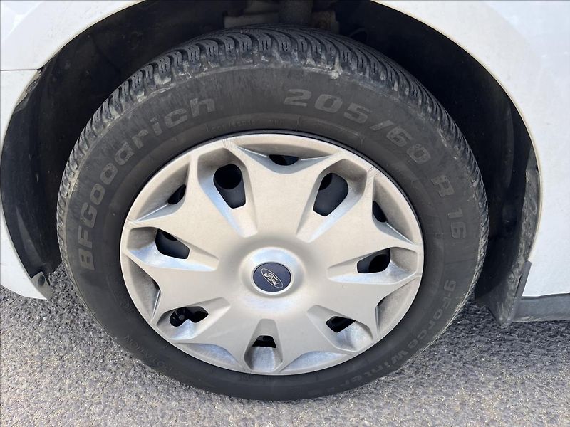 Ford Transit Connect 1,5 TDCi 5.MÍST SERVIS ROZVODY - fotka 38 z 42