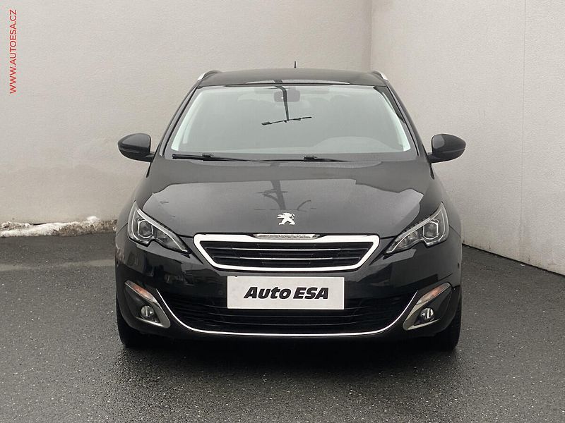 Peugeot 308 (2016) 2.0 HDi, Allure, AT - fotka 2 z 18