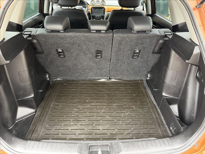 Suzuki Vitara 1,6 4x4 AUTOMAT - fotka 5 z 30